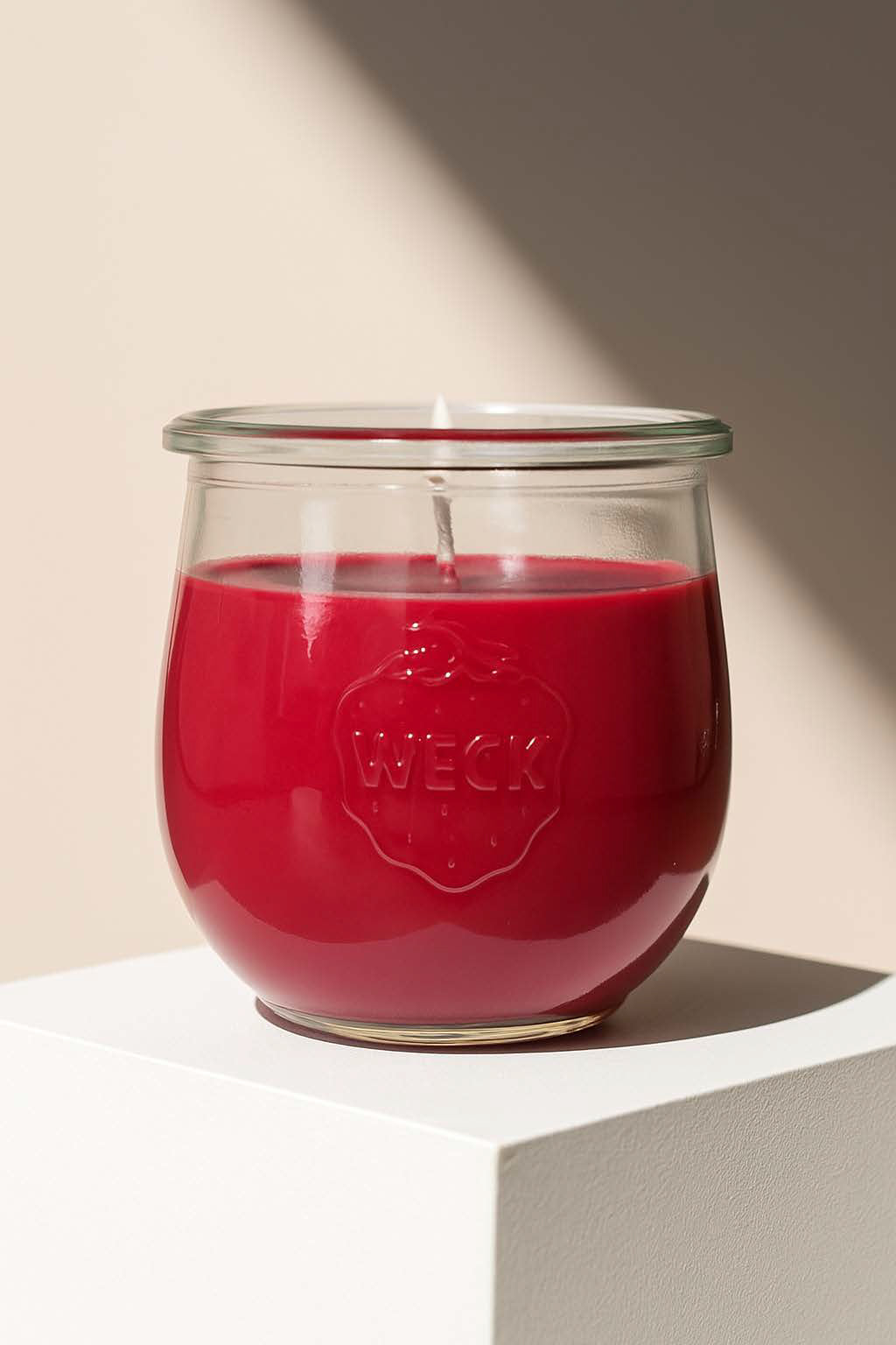 Duftkerze Winterbeeren – warmer, fruchtig-würziger Winterduft mit roten Beeren